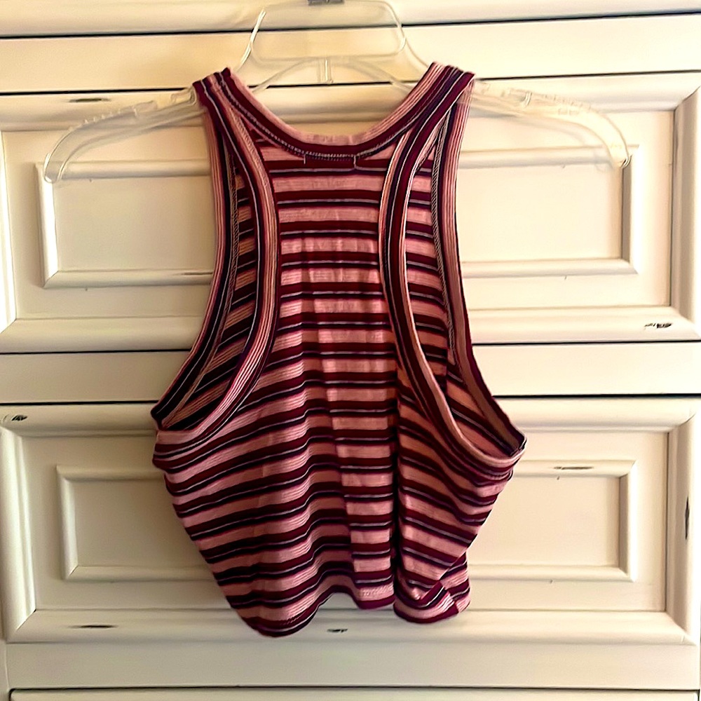 **Buy 4 Get 1 Free. $5 items only!  Crop Tank. Gently Worn - Picture 2 of 2